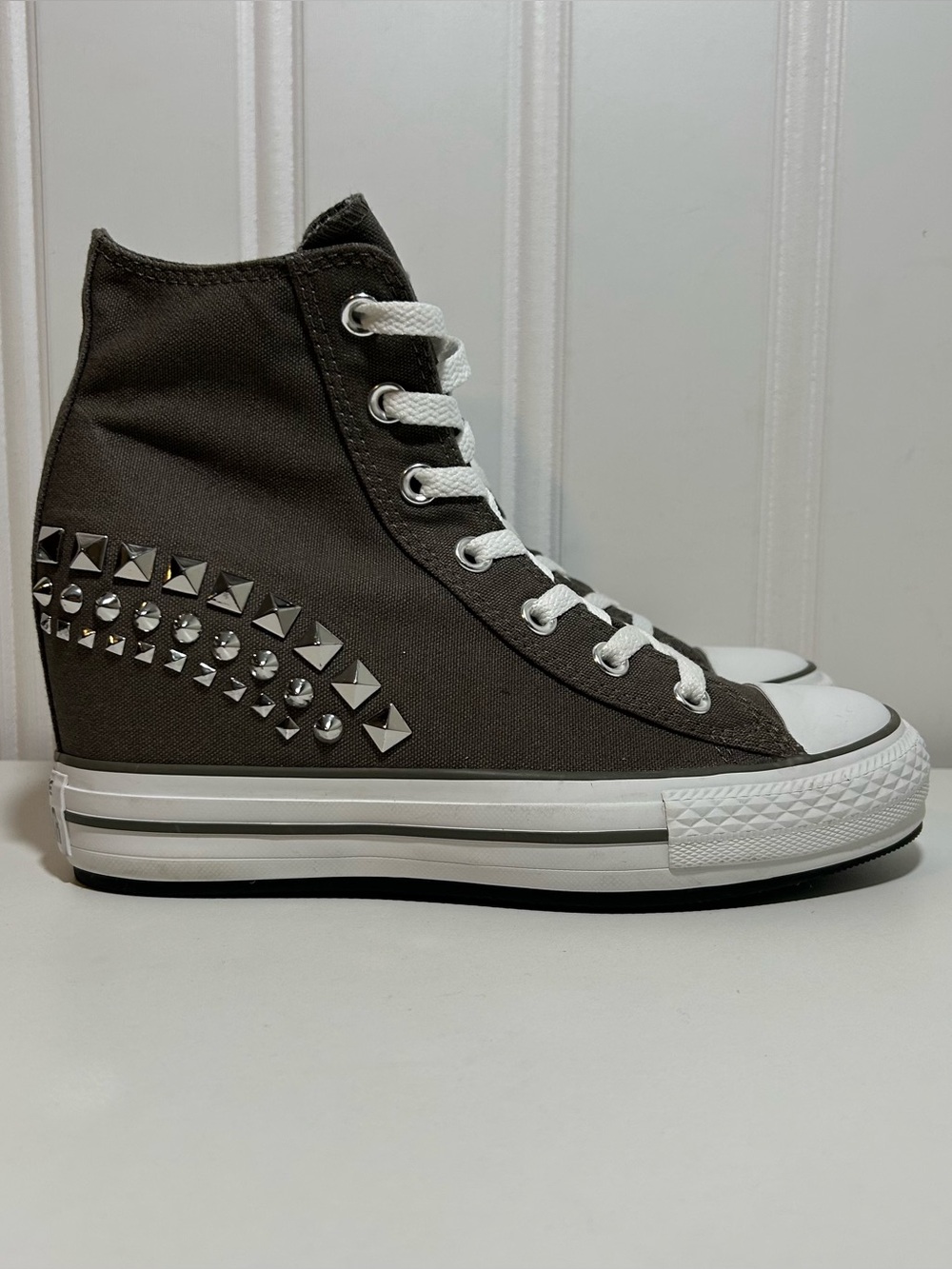 Converse ctas hi all star studded hidden wedge grey white womens 8